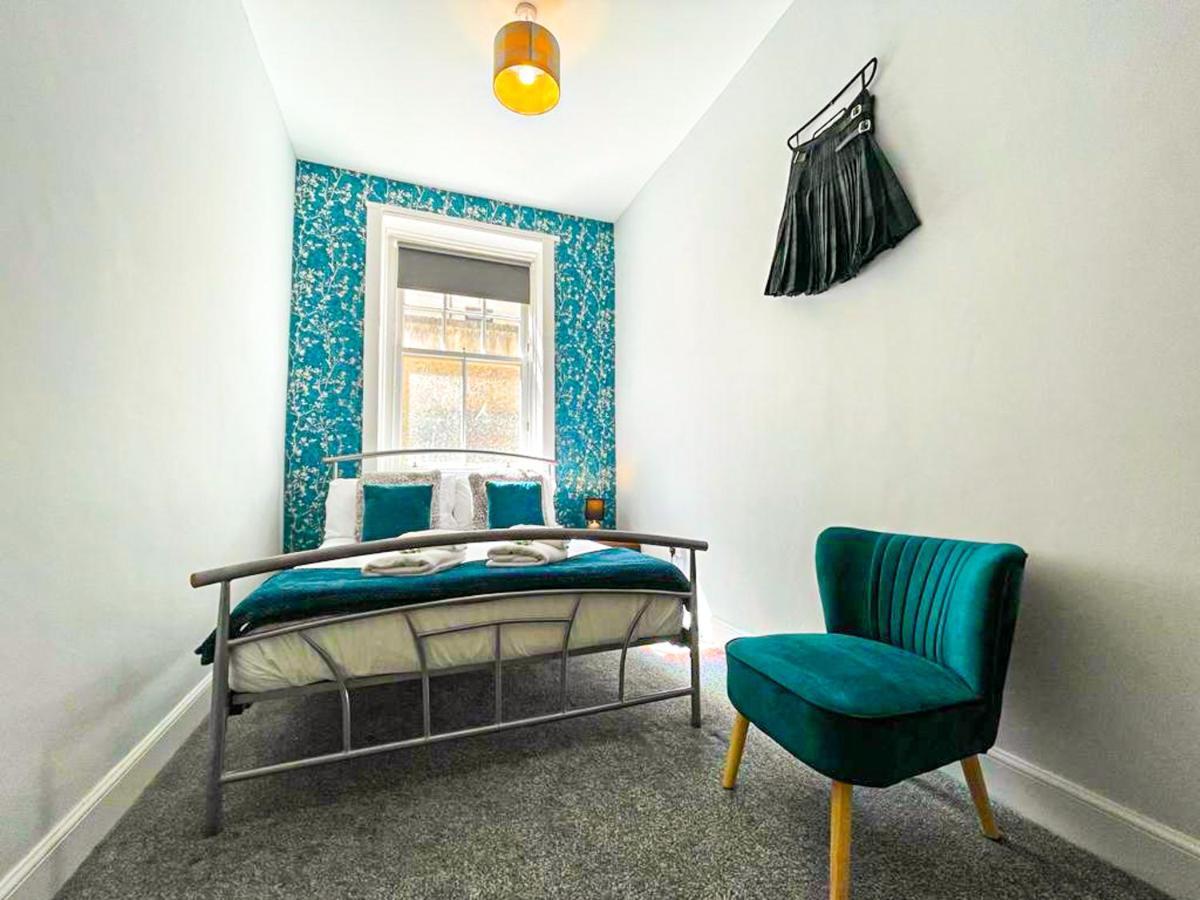 Stunning 2 Bed Nr The Royal Mile & The Castle * EDI
