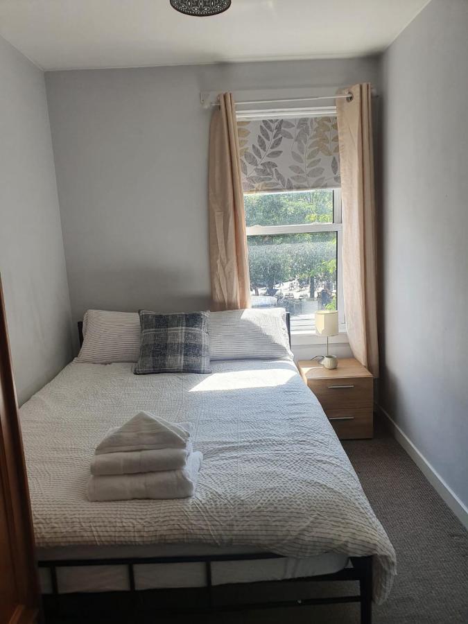 3 Bedrooms Flat In Central Old Town , Grassmarket Heart Of Flat Sleeps 6 , Eh1