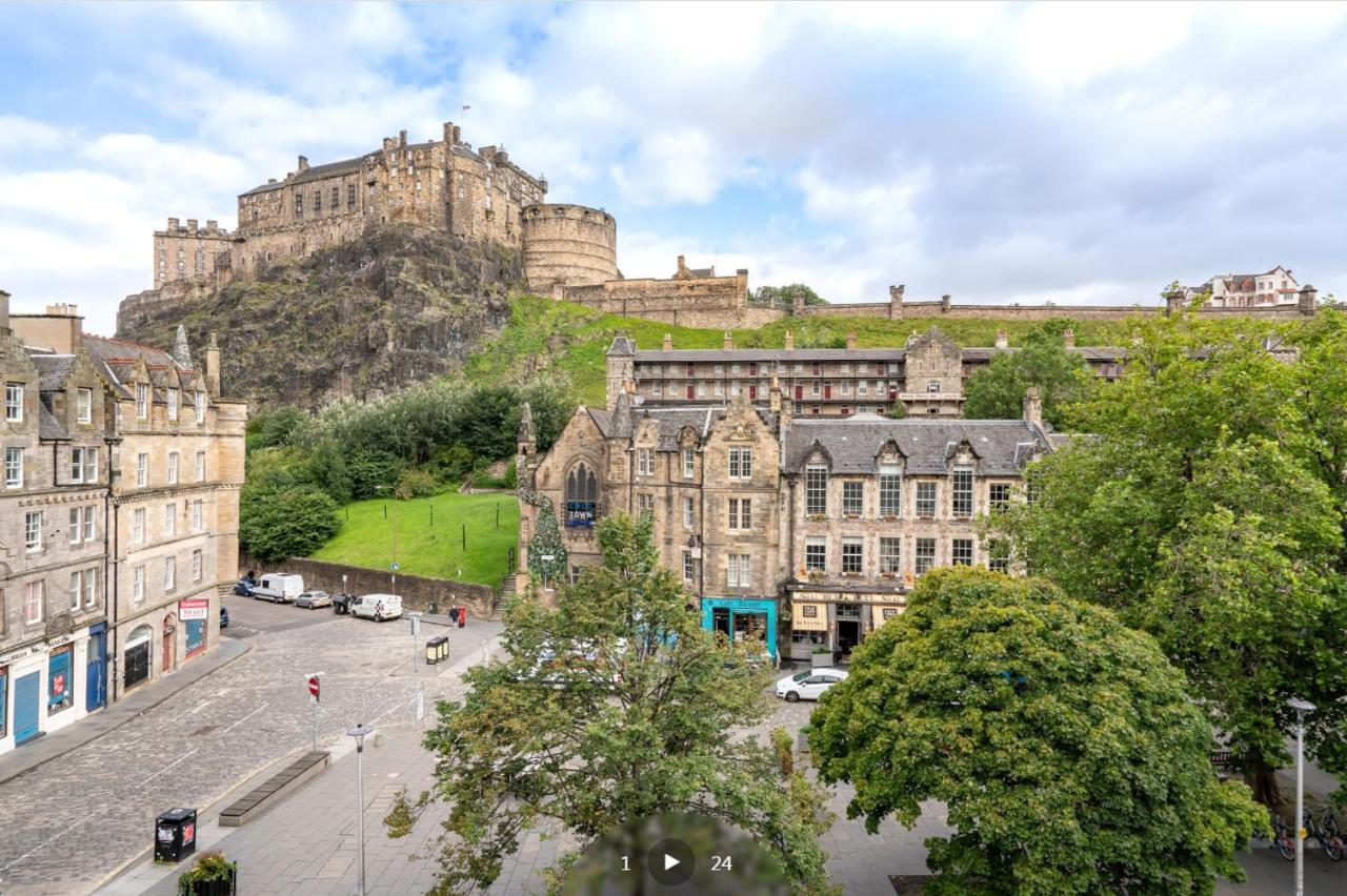 Apartment 3 Bedrooms Flat In Central Old Town , Grassmarket Heart Of Flat Sleeps 6 , Eh1 Edinburgh