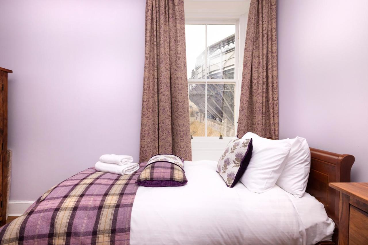 Joivy Cozy Near Castle * Edinburgh