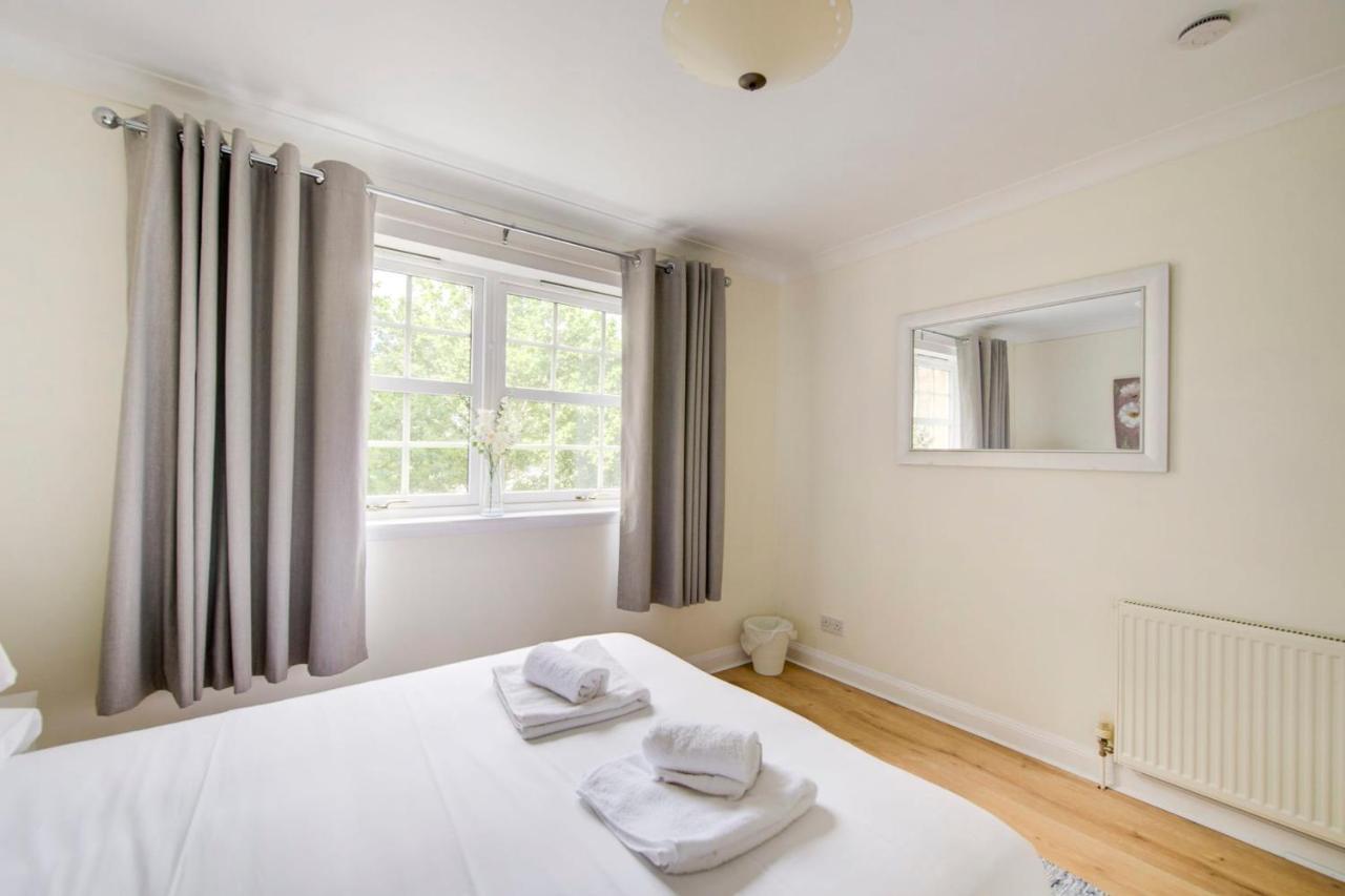 Guestready - Charming Flat With Free Parking *