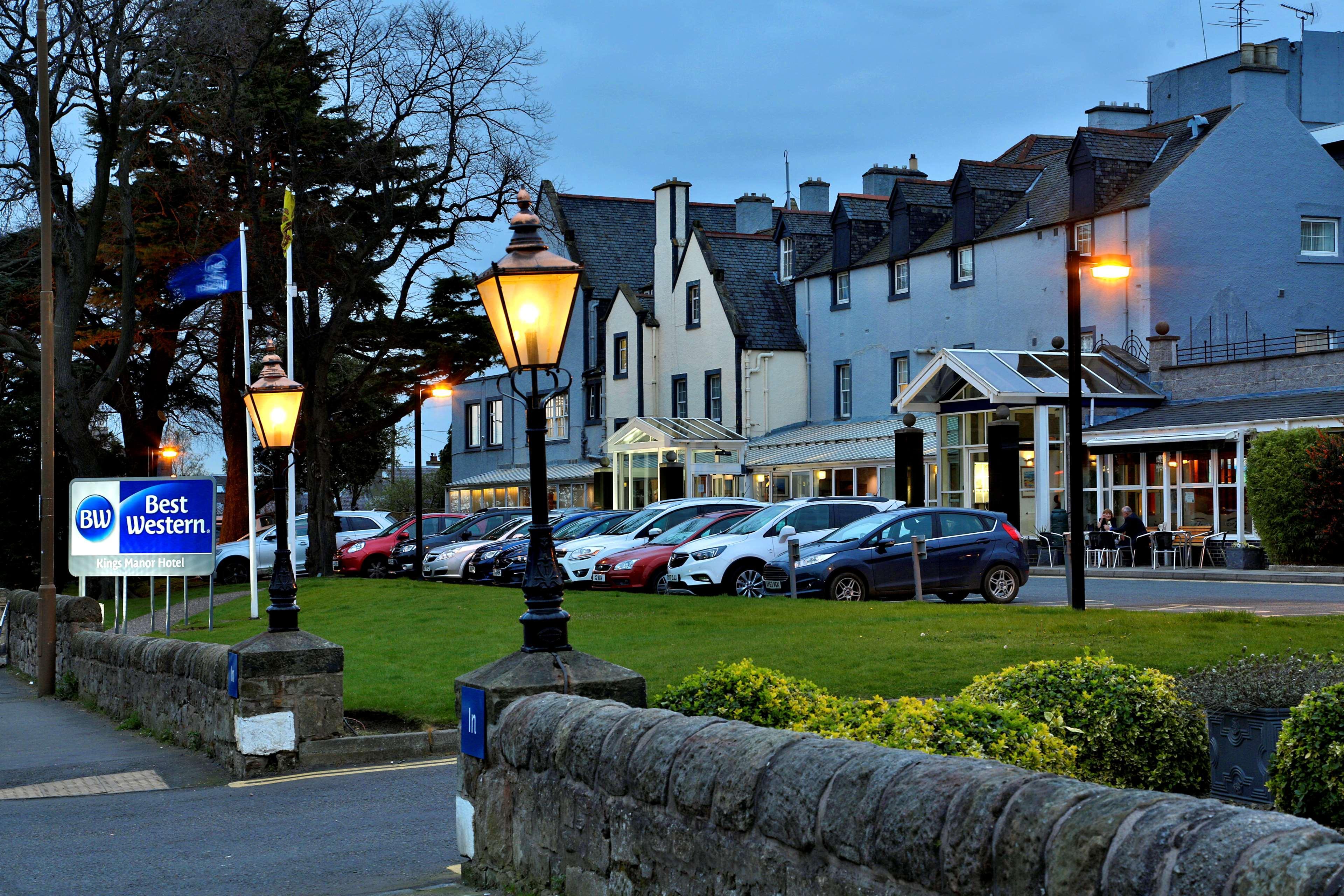 Hotel Western Kings Manor 3*