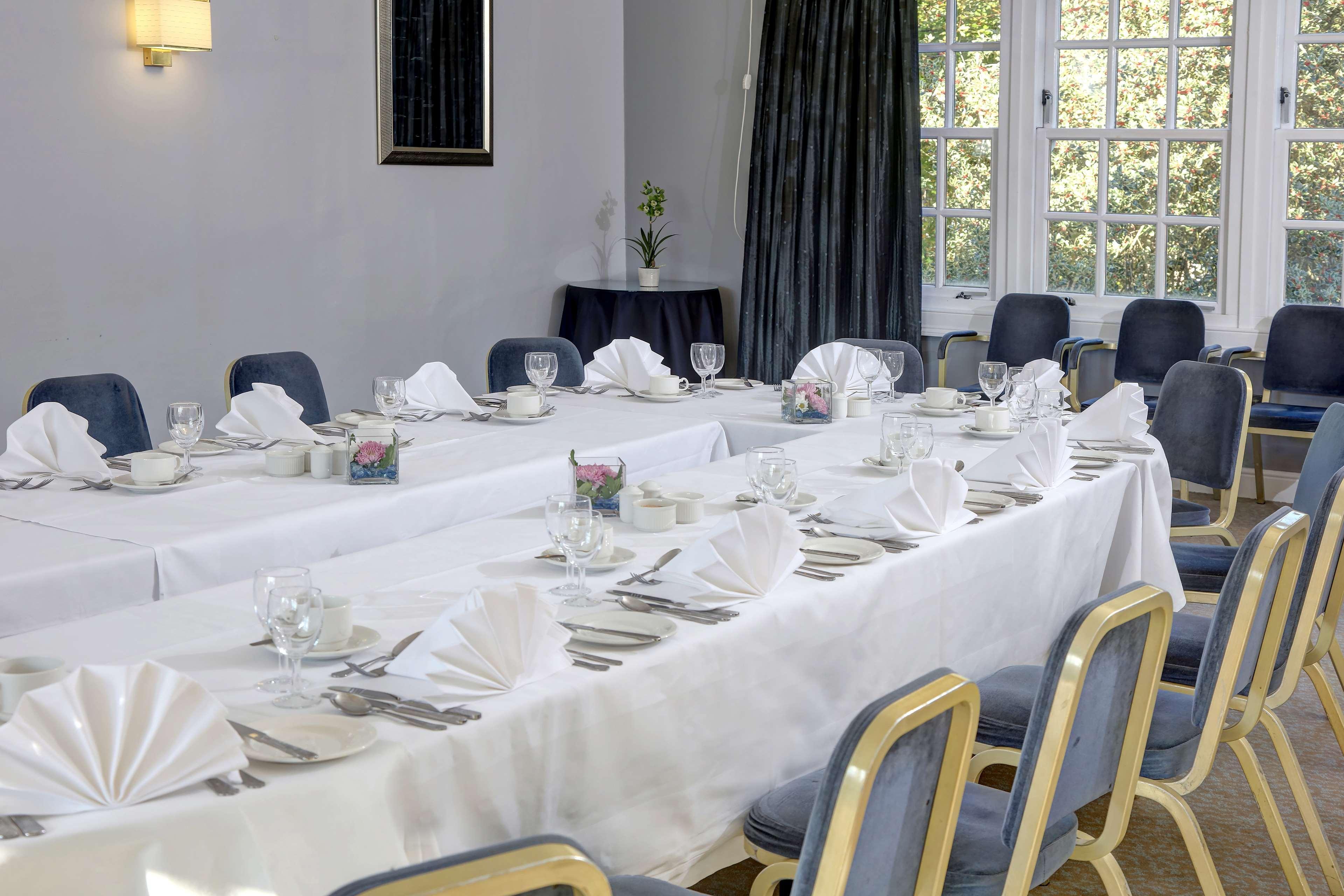 Western Kings Manor Hotel