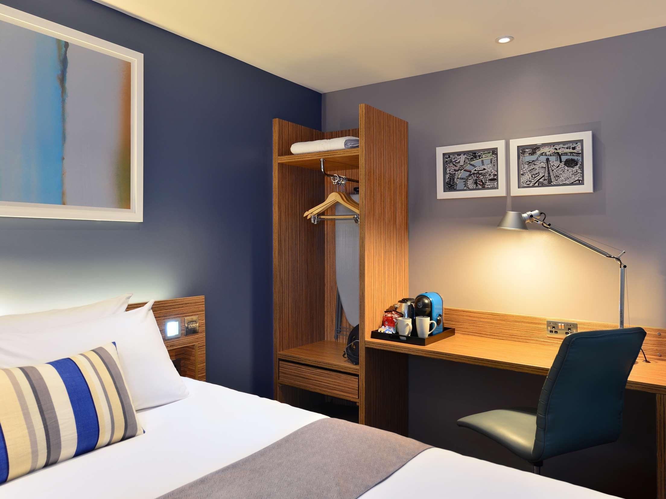 Travelodge Central