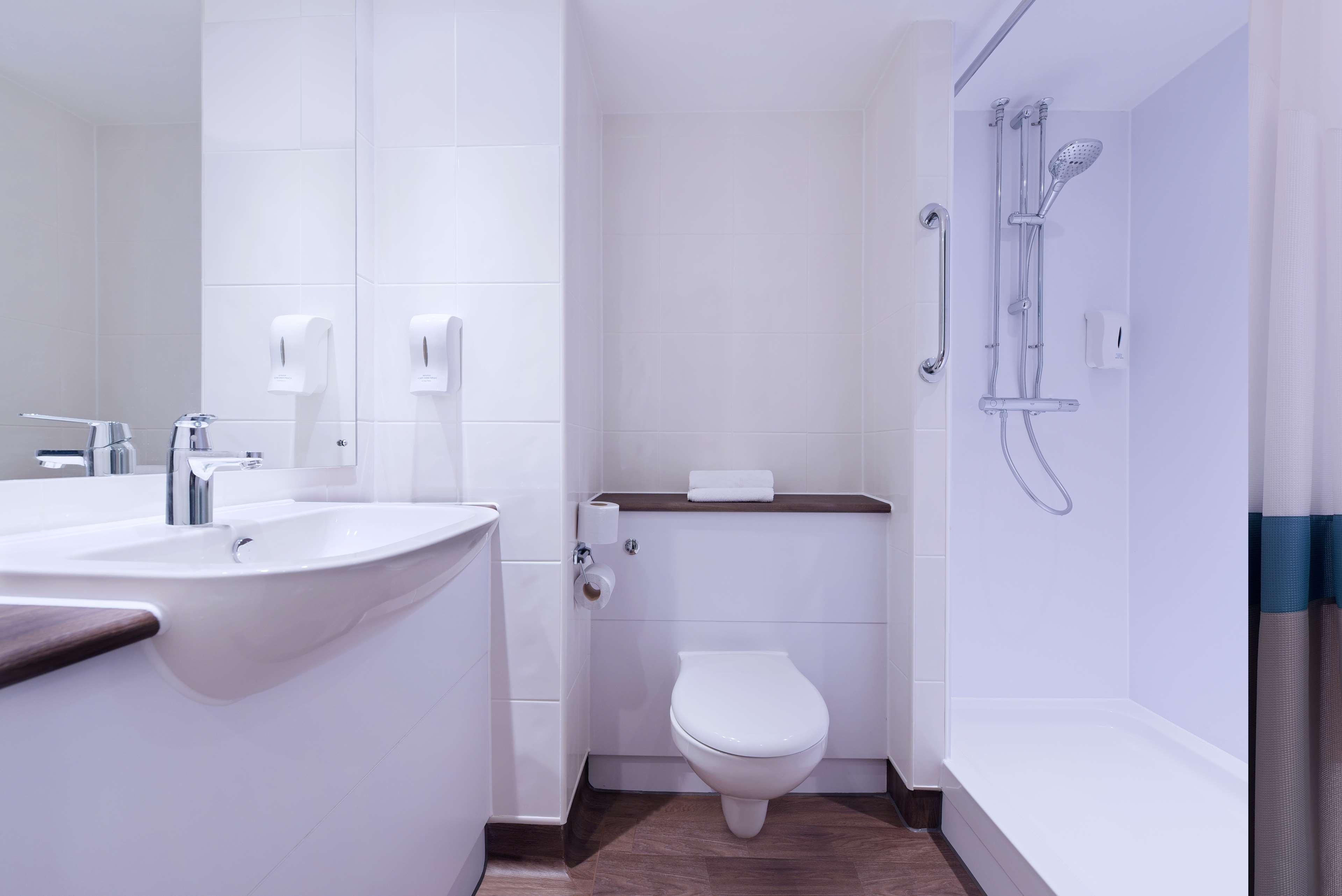 Travelodge Central Hotel 3*