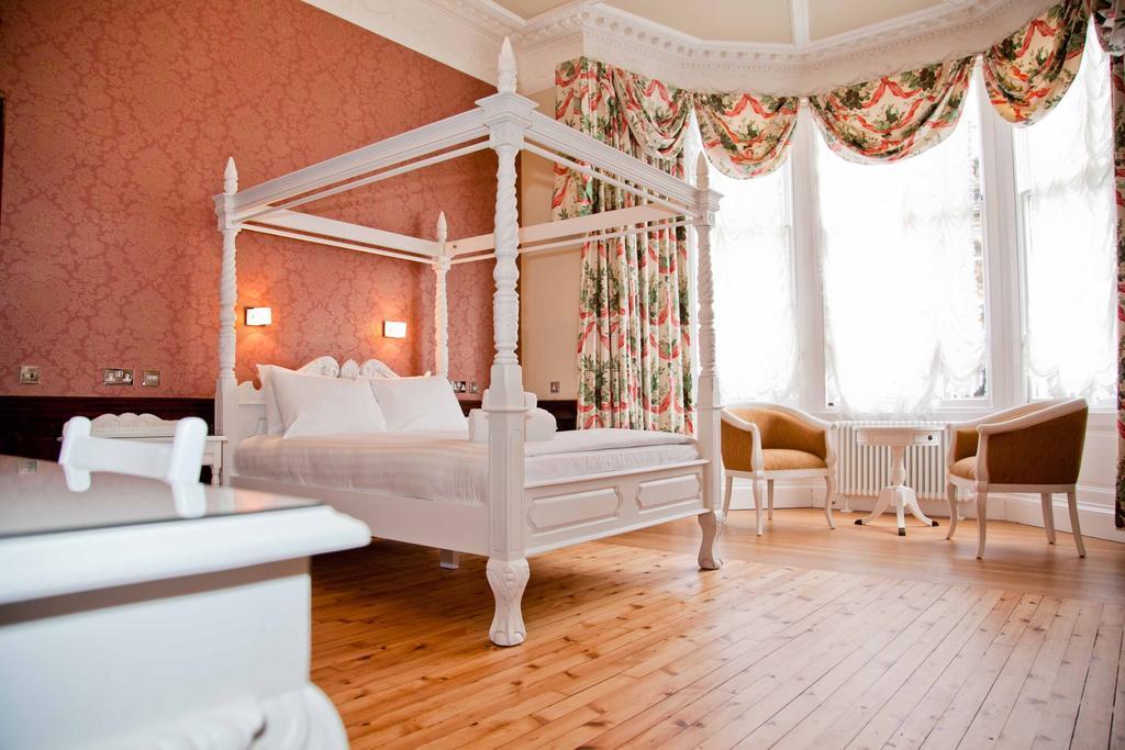 Guest house The Haymarket Lairg