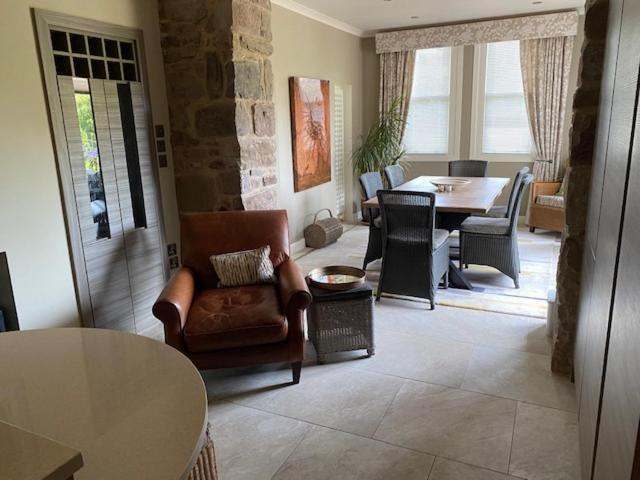 Braid Rd Stunning Apartment Edinburgh