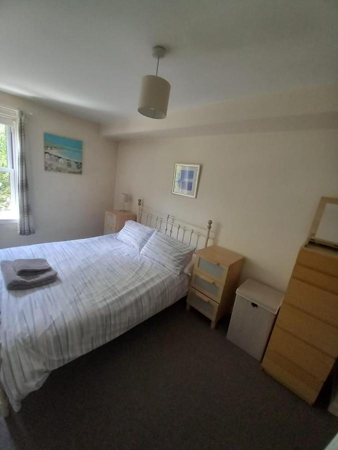 3 Bedrooms Flat In Central Old Town , Grassmarket Heart Of Flat Sleeps 6 , Eh1 *