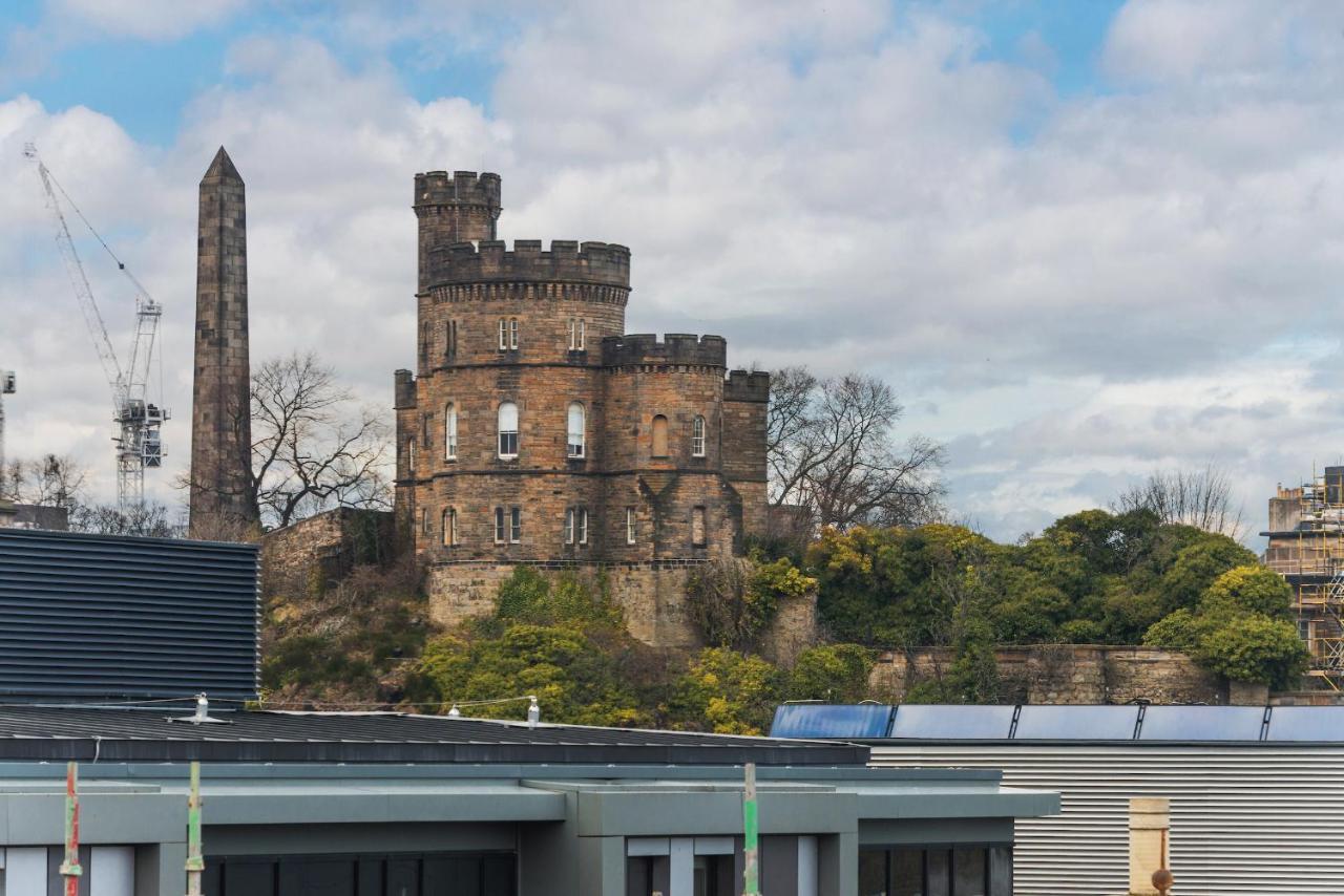 Royal Mile Modern Apartment