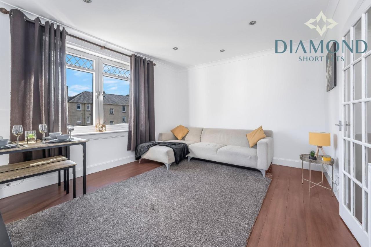 Apartment Cosy 2 Bed West End Free Parking