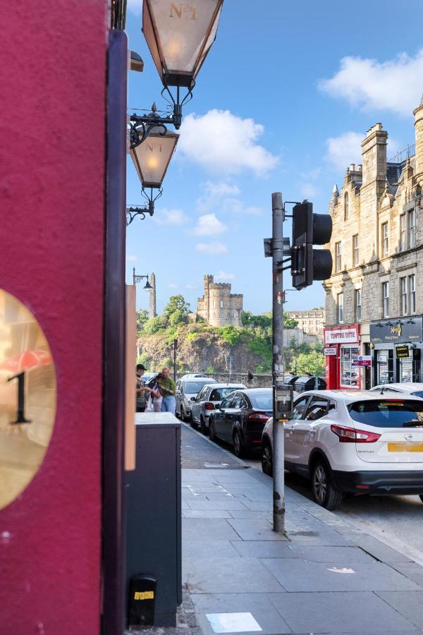 2 Bedroom Centre - Royal Mile - Castle & Waverley Train Station - Sleeps 4 Appartement *