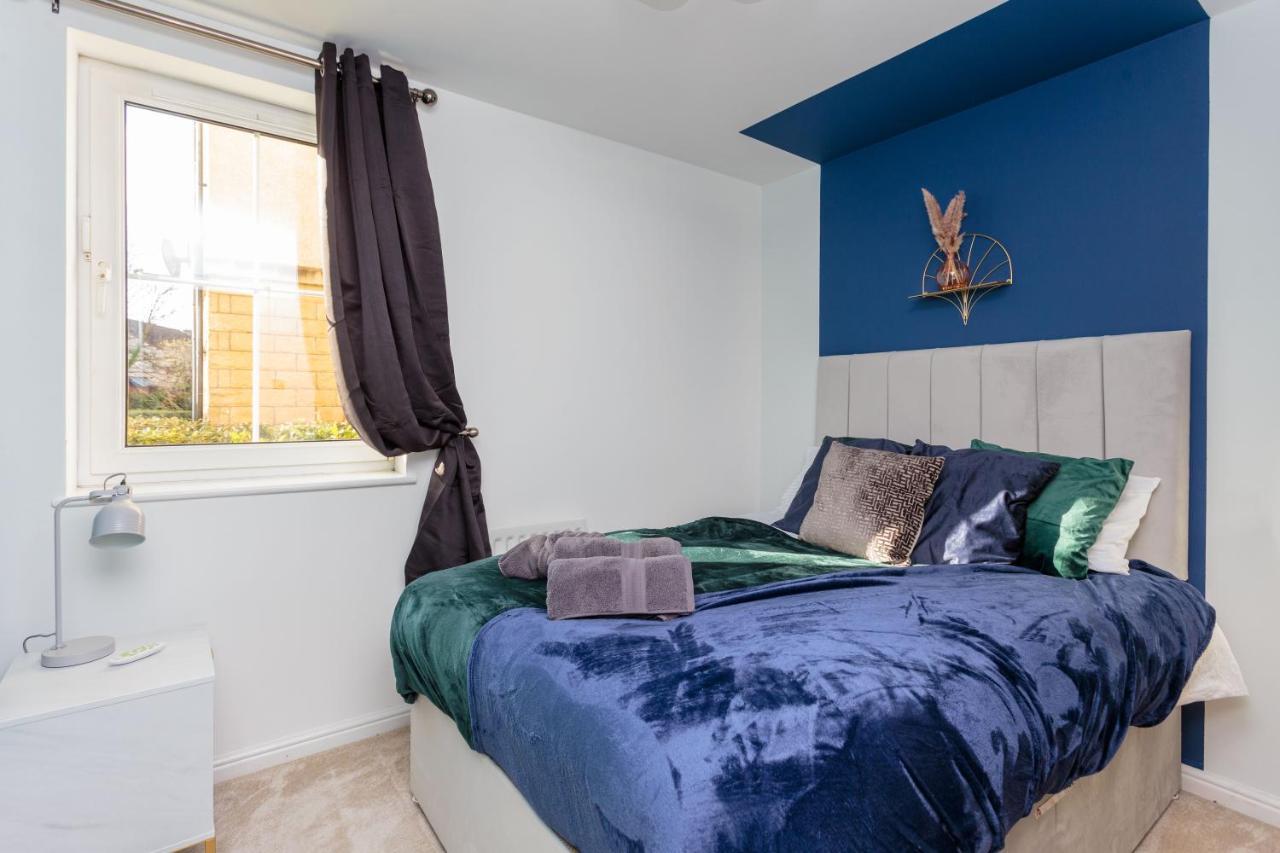 Apartment Stylish 2 Bedroom In *