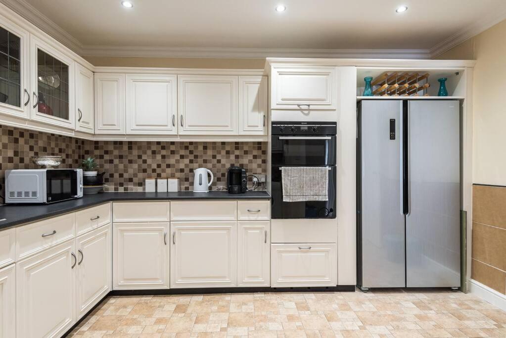 Abercorn Semi-detached House Holiday home