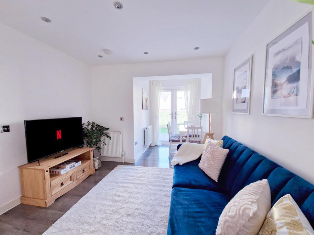 Appartement Spacious & Modern 3 Bedroom House - Free Parking - Front & Back Garden - Private Main Door Entrance Édimbourg