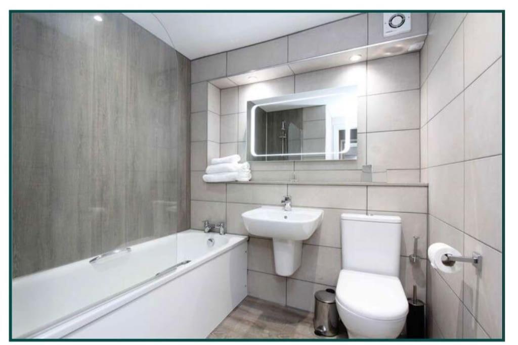 Apartment Luxury 2 Bedroom Flat Near Hay Market Edinburgh