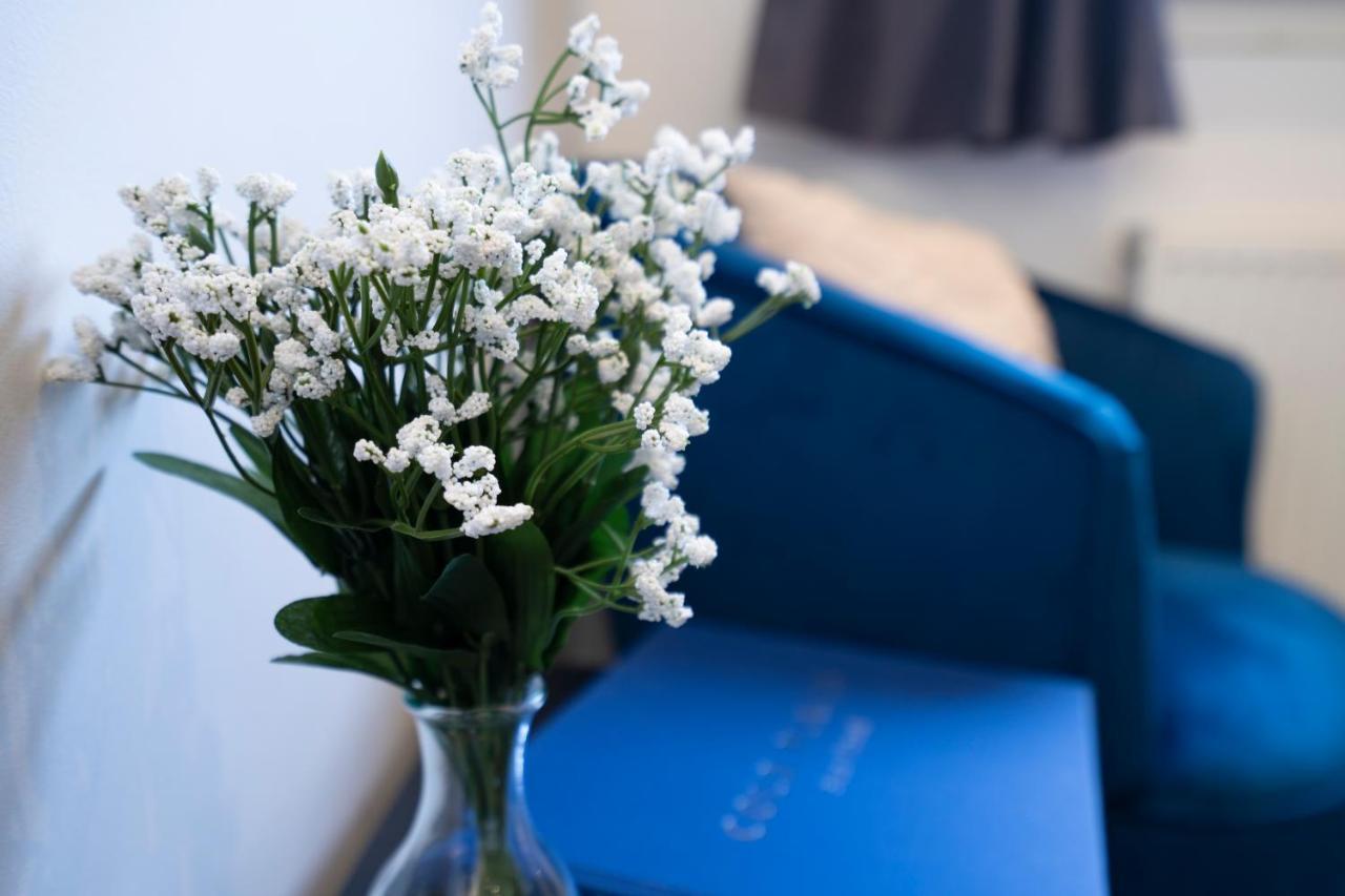 Spacious & Modern 3 Bedroom House - Free Parking - Front & Back Garden - Private Main Door Entrance Appartement Édimbourg