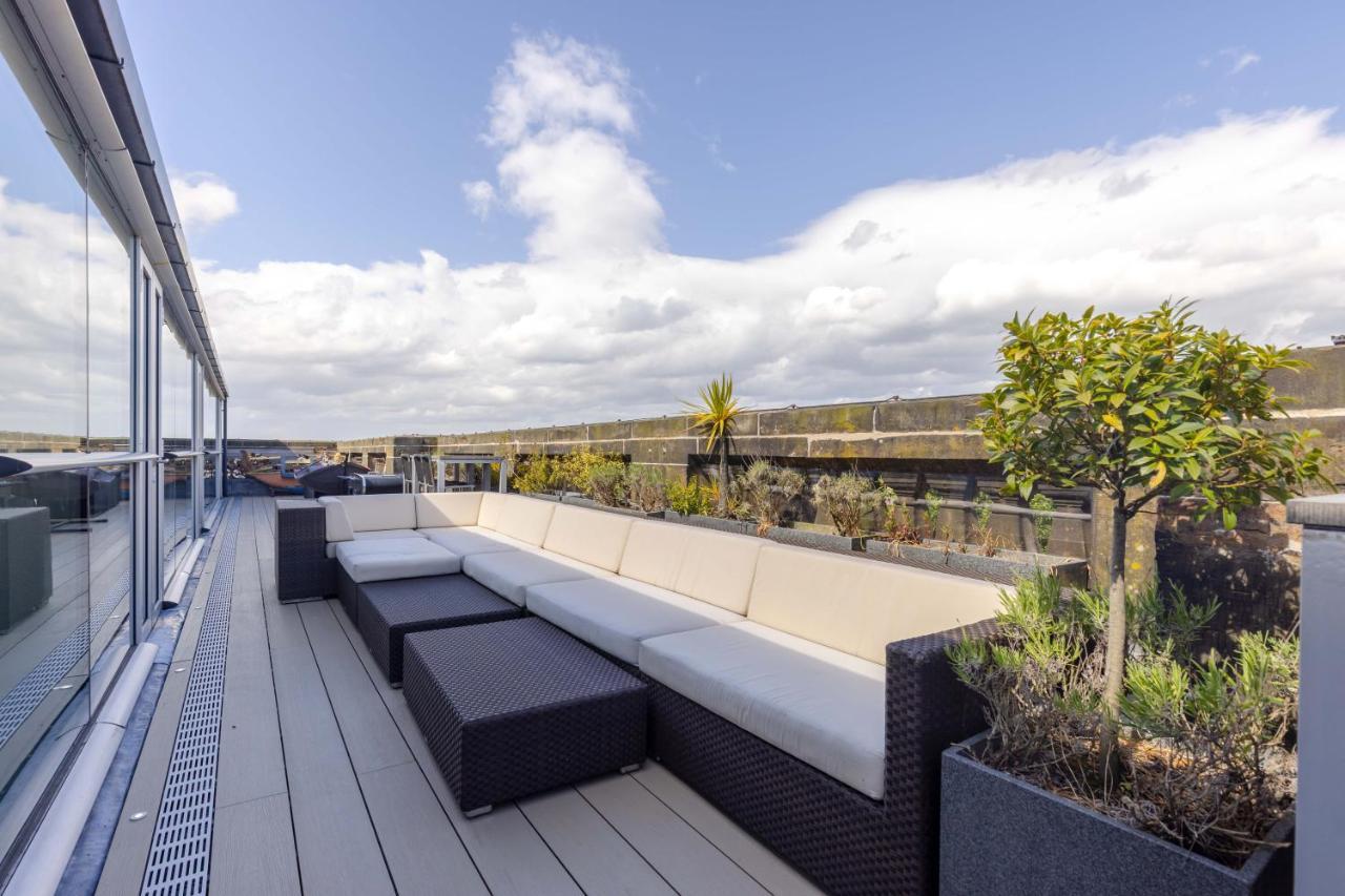 Joivy Beautiful Penthouse With Terrace & Jacuzzi