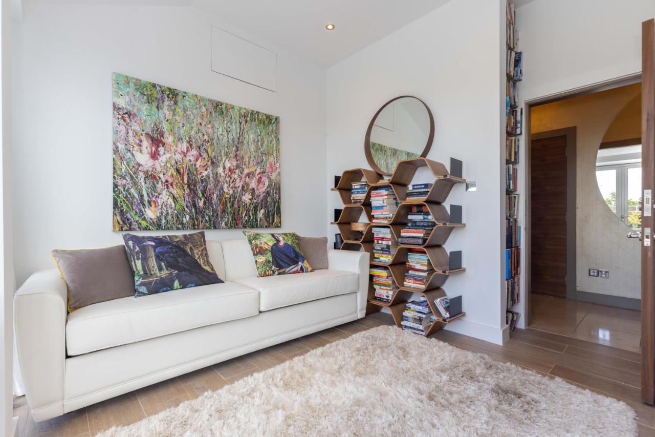 Apartment Joivy Beautiful Penthouse With Terrace & Jacuzzi Edinburgh