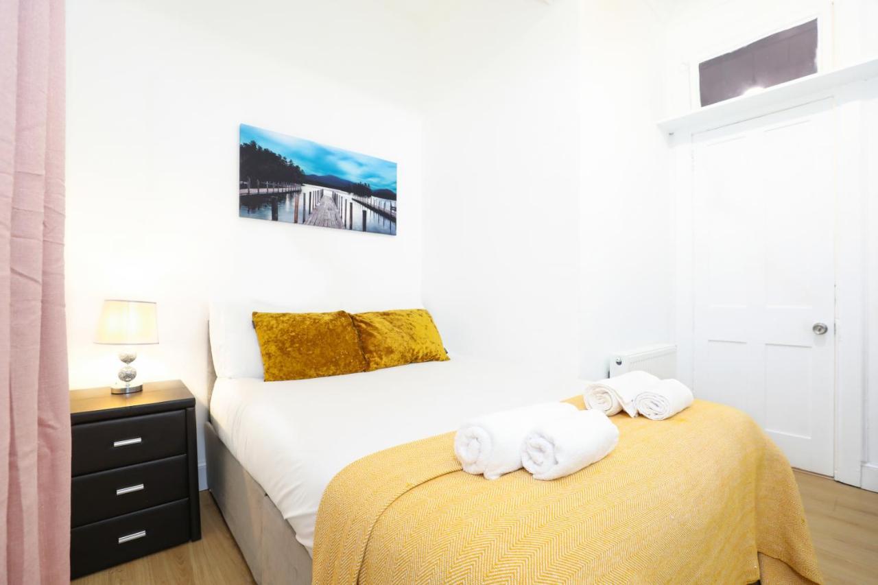 Apartment Stunning Modern 3 Bedroom Edinburgh