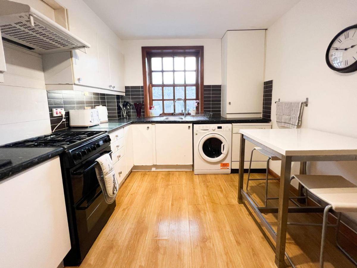 Old Town 2br Flat Royal Mile Sleeps 5 Apartment EDI
