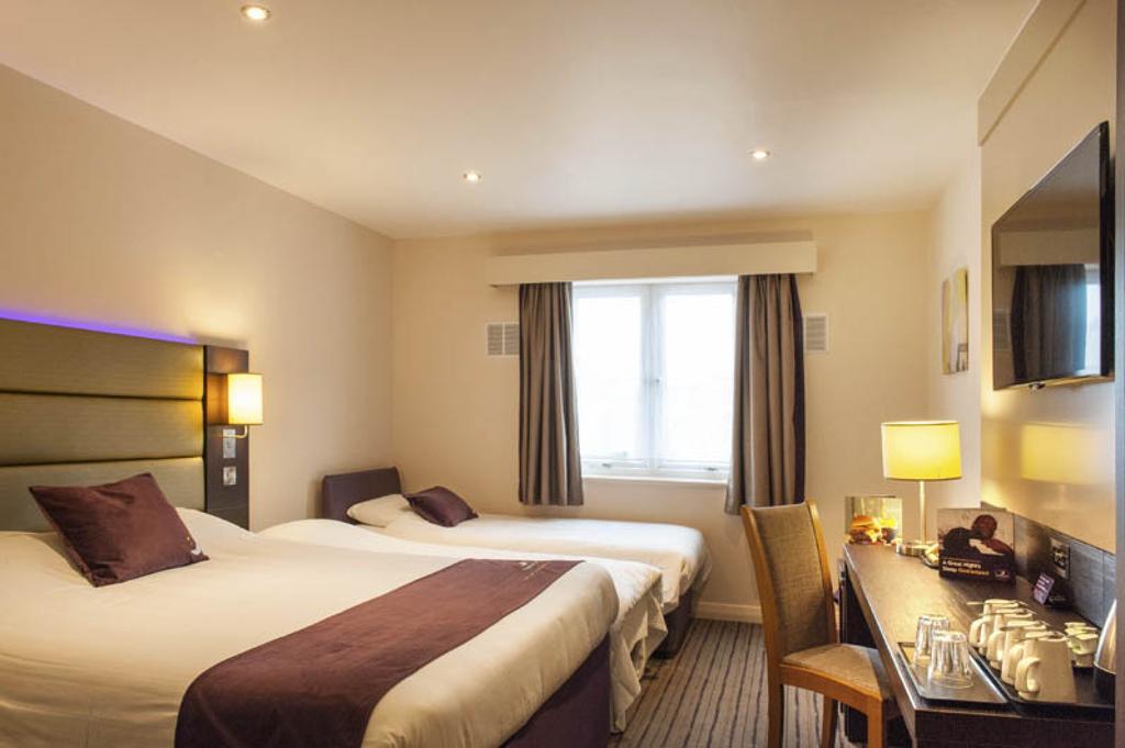 Premier A1 - Newcraighall Hotel