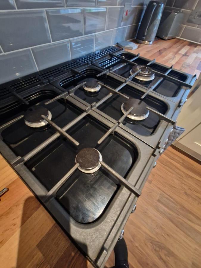 Apartment Cosy Roseburn Apartment, - 2 Bedrooms, Free Parking EDI