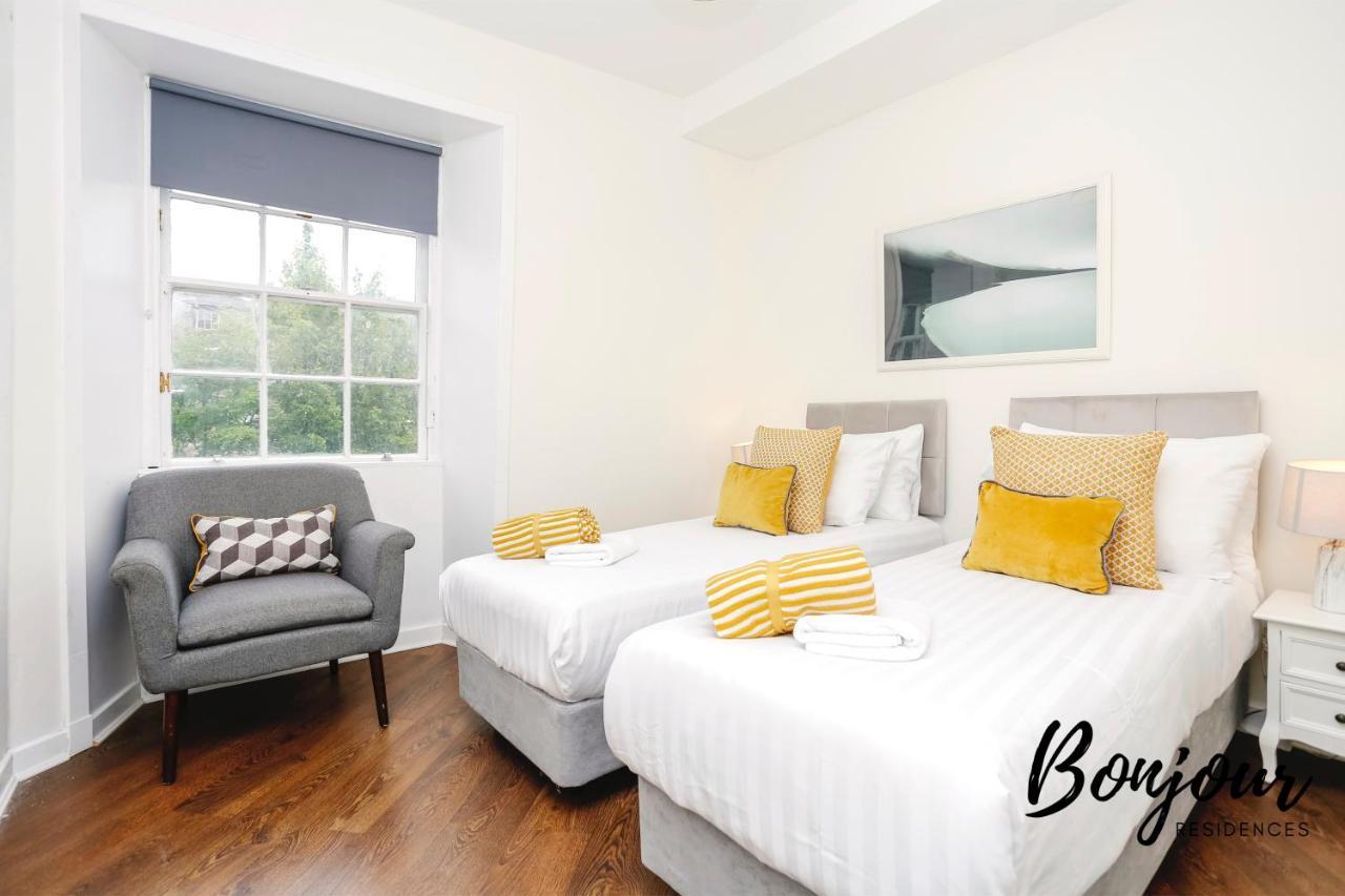 Bright New Town 2br-1ba, 1 Min To George St By Bonjour Residences *