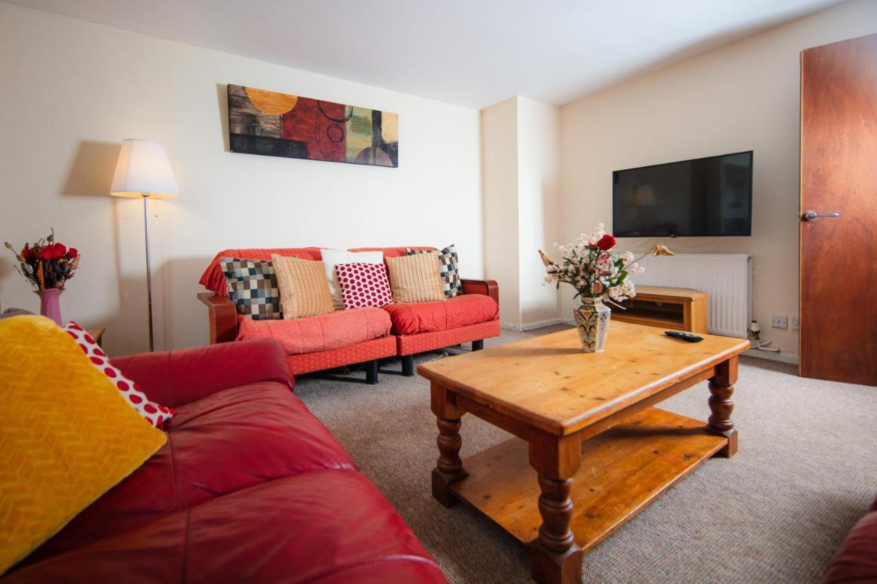 Fab Arthur Seat Views, Old Town Apartment Edinburgh