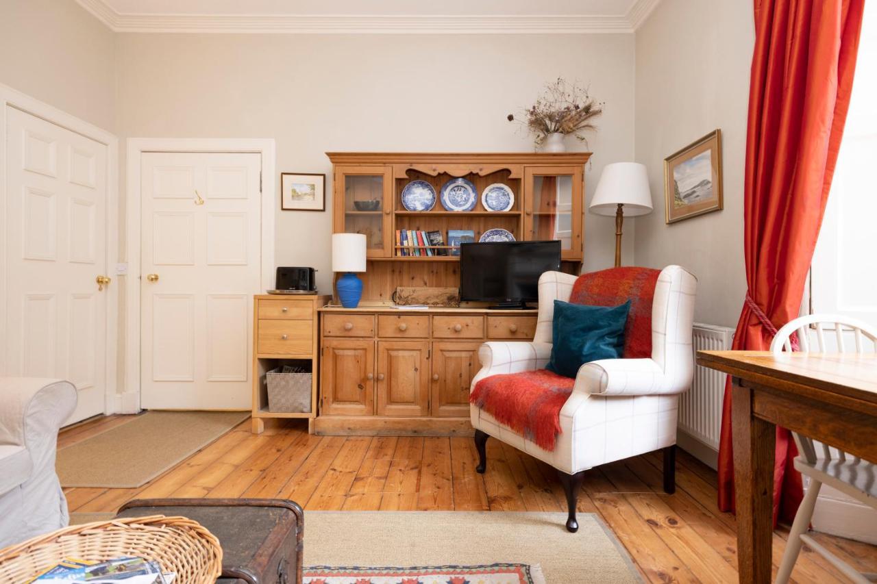 Apartment Charming Hideaway In Centre *