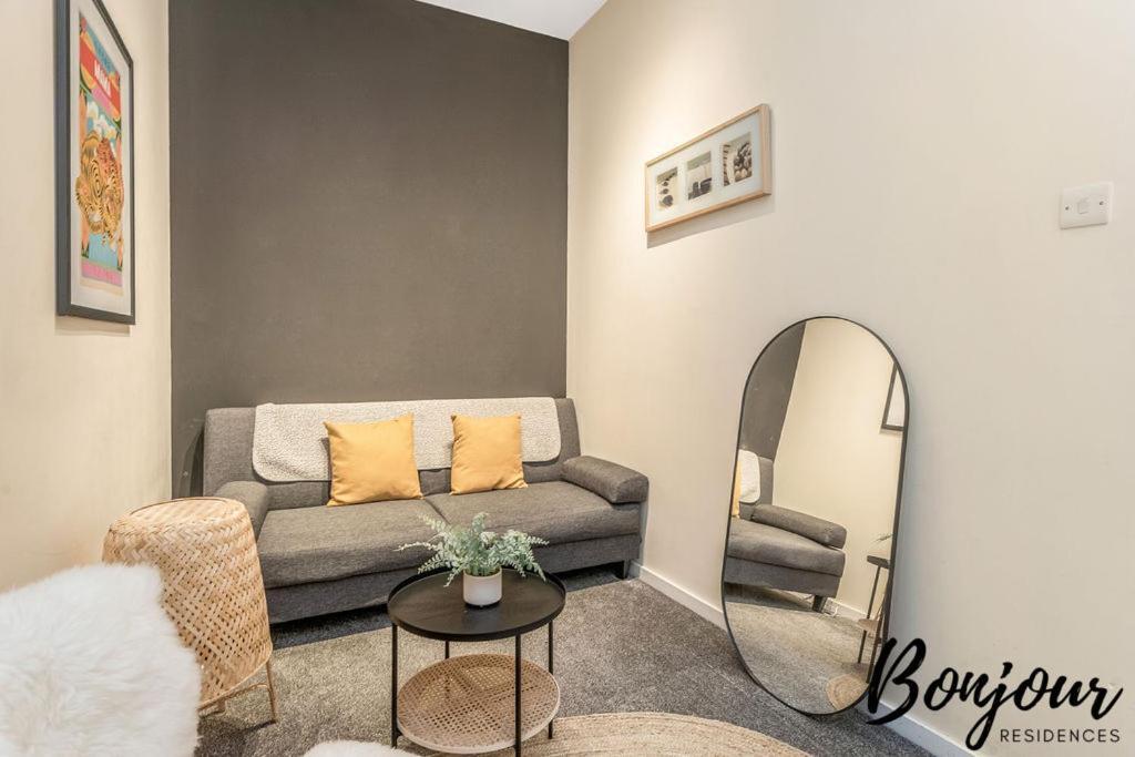 Spacious 2br-1ba - Grassmarket - Free Parking By Bonjour Residences *
