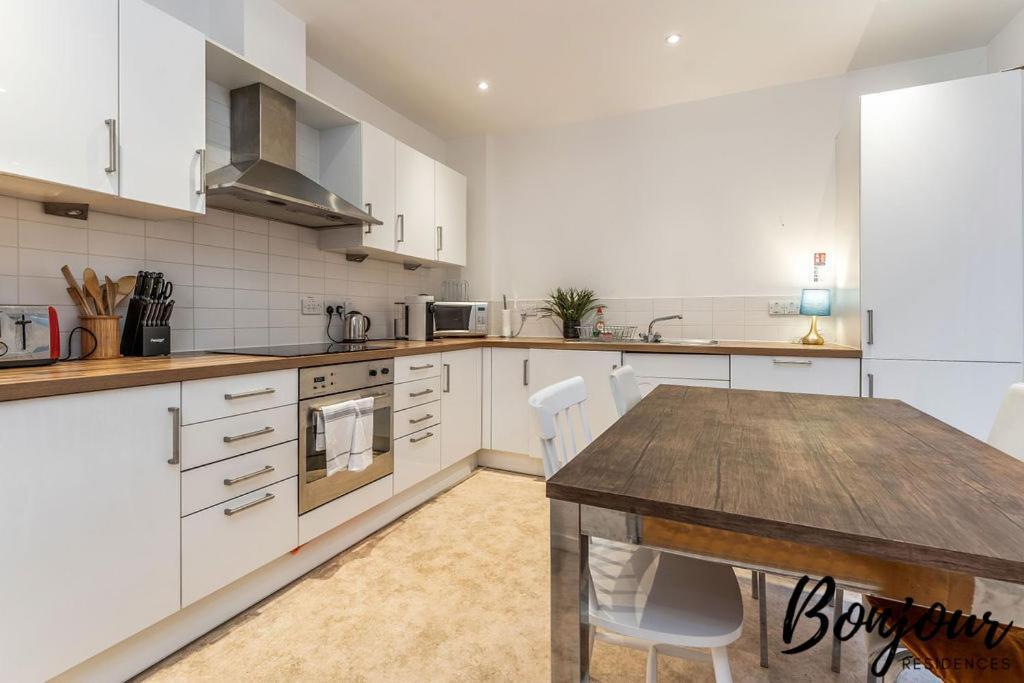 Spacious 2br-1ba - Grassmarket - Free Parking By Bonjour Residences * Edinburgh