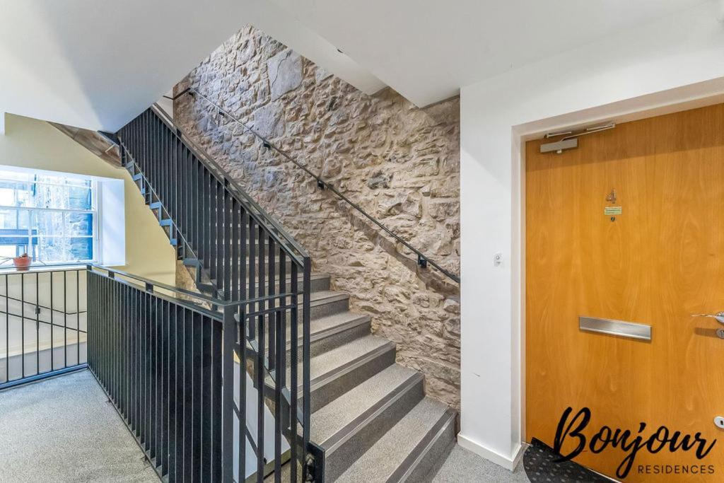 Spacious 2br-1ba - Grassmarket - Free Parking By Bonjour Residences *