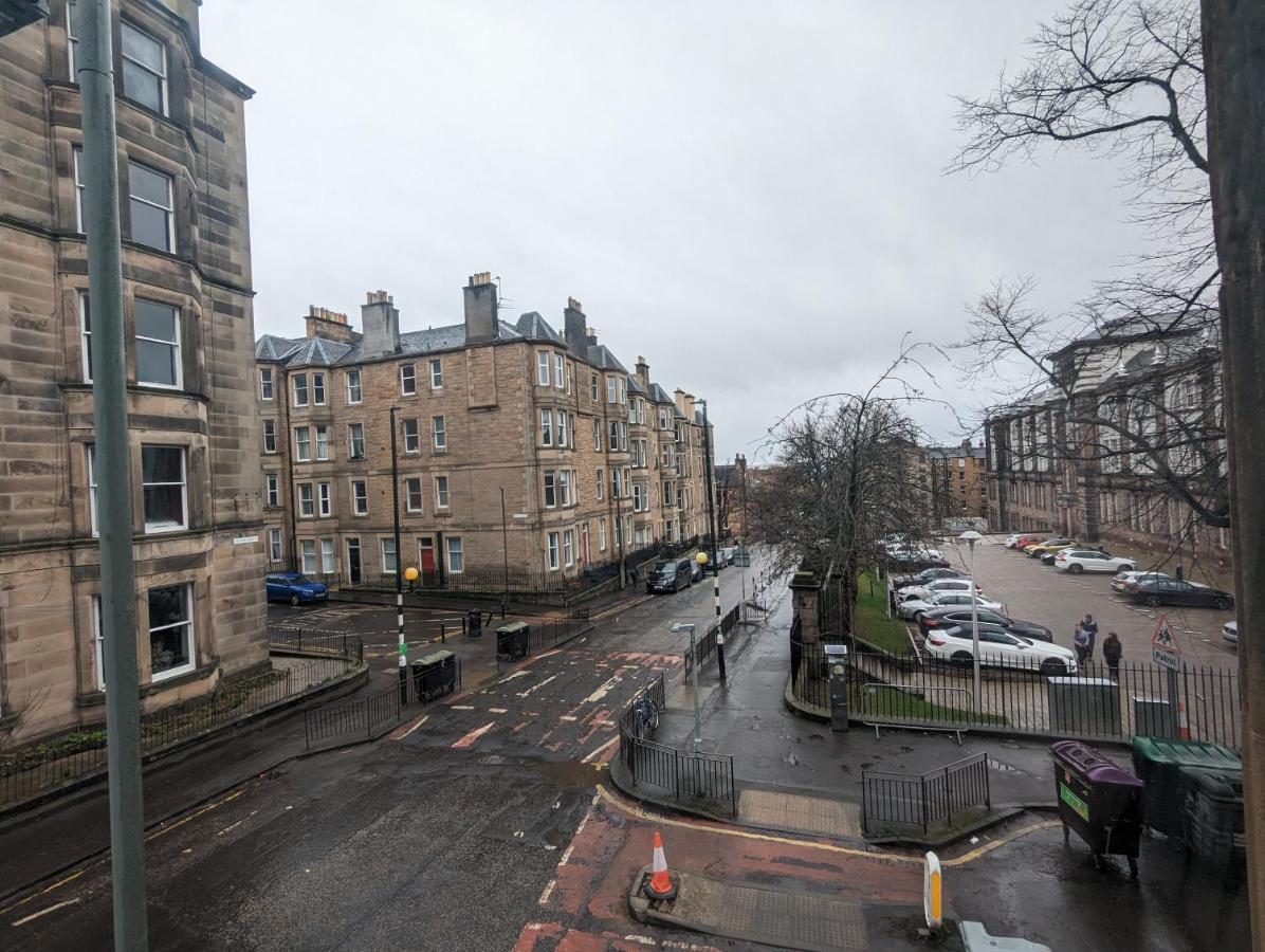 Apartment Huge In The City Edinburgh