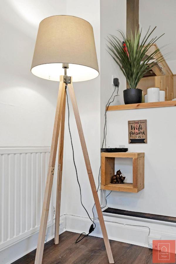 Cheerful Stays: Spacious Flat In Vibrant Leith * Edinburgh