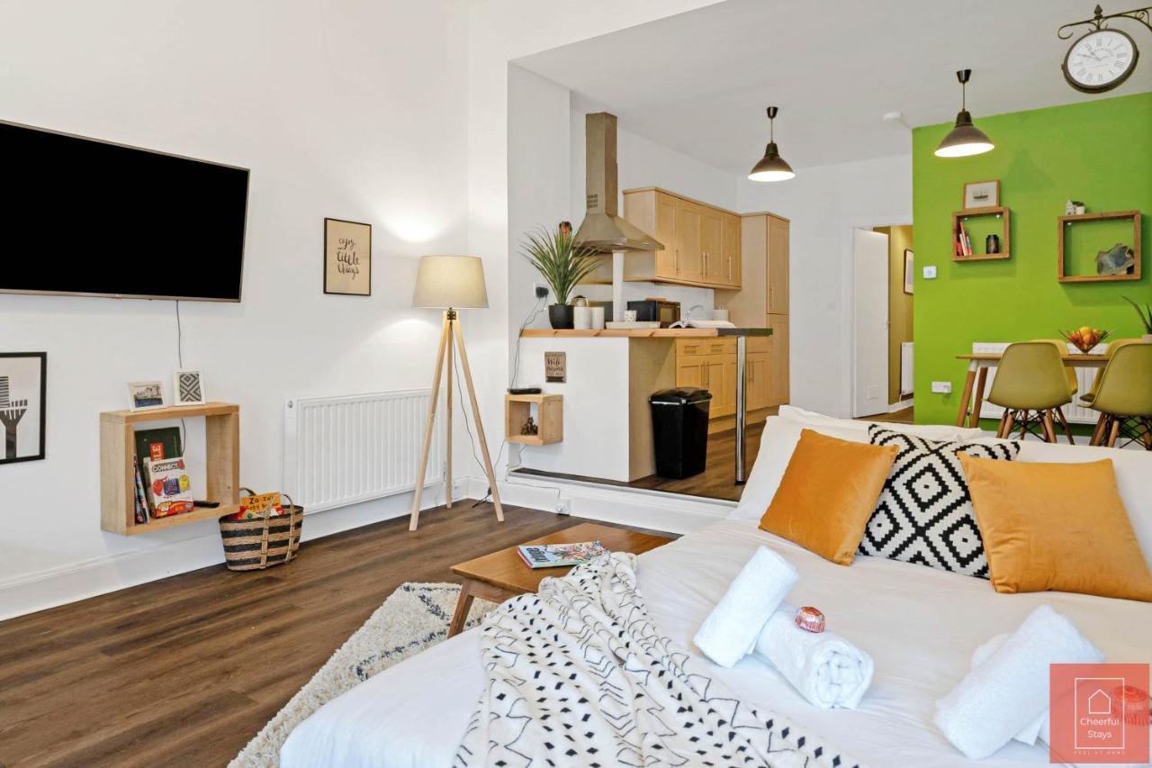 Cheerful Stays: Spacious Flat In Vibrant Leith * Edinburgh