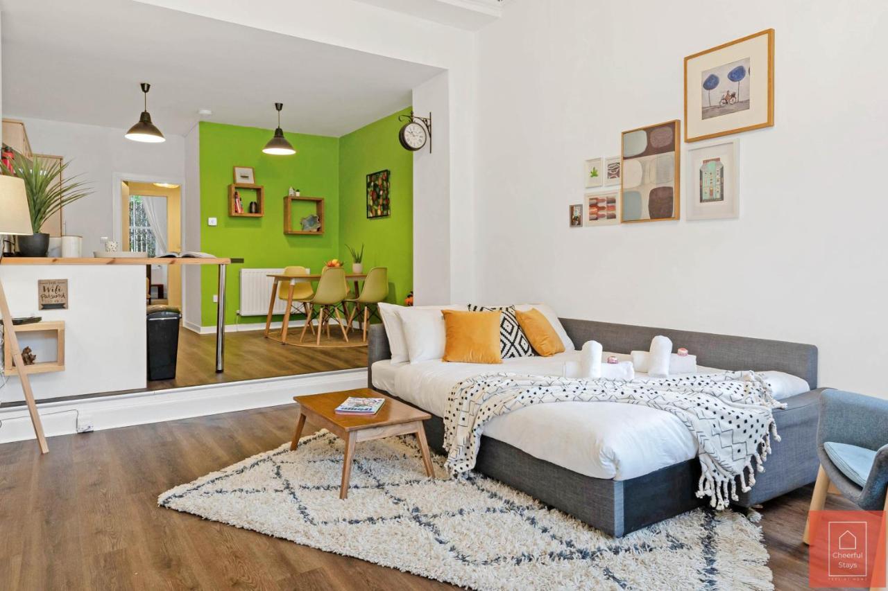 Cheerful Stays: Spacious Flat In Vibrant Leith
