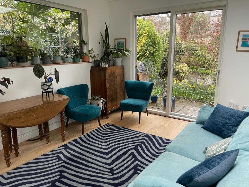 Large 3 Double Bedroom Period House With Parking Edinburgh