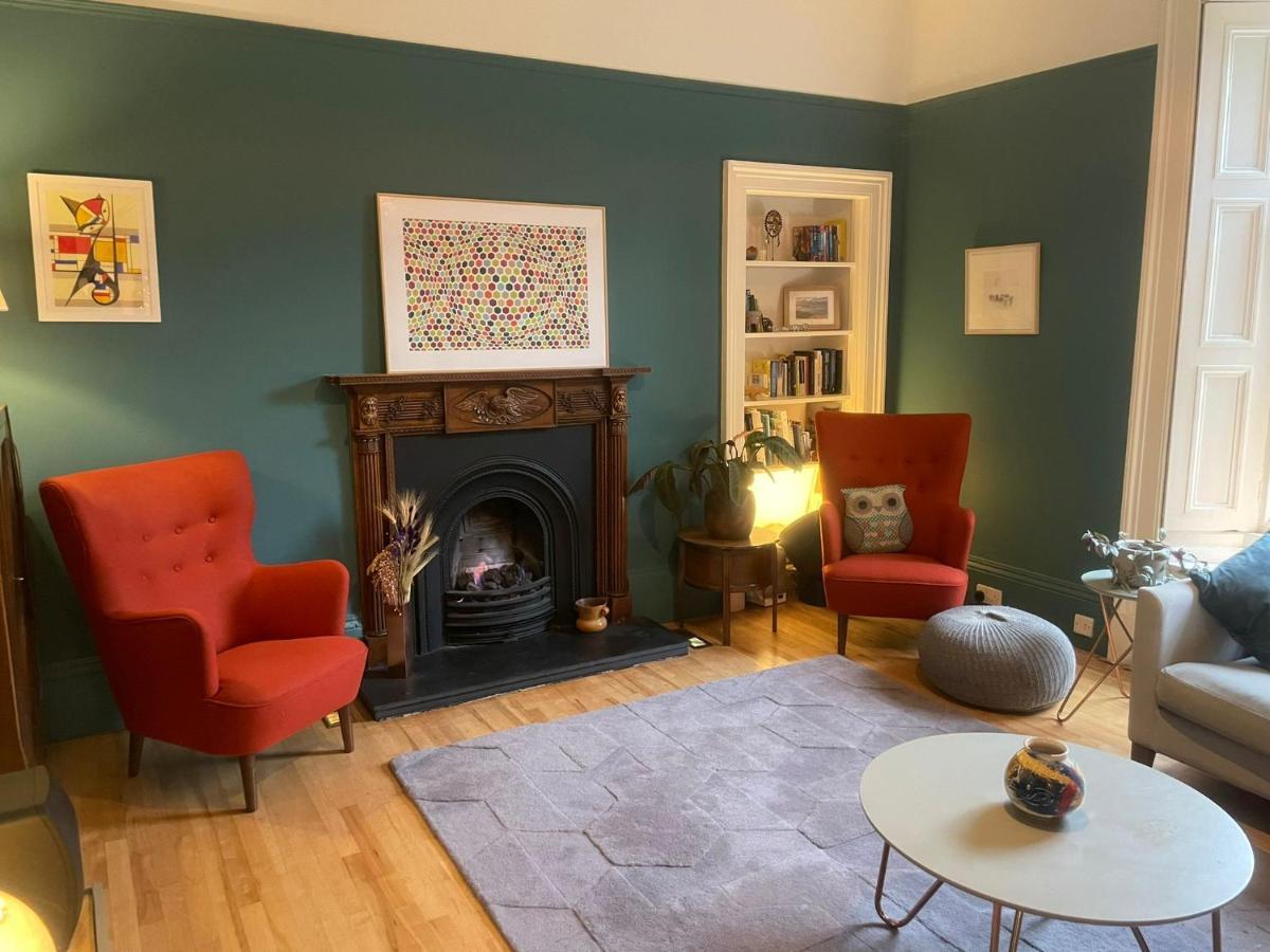 Large 3 Double Bedroom Period House With Parking * Edinburgh