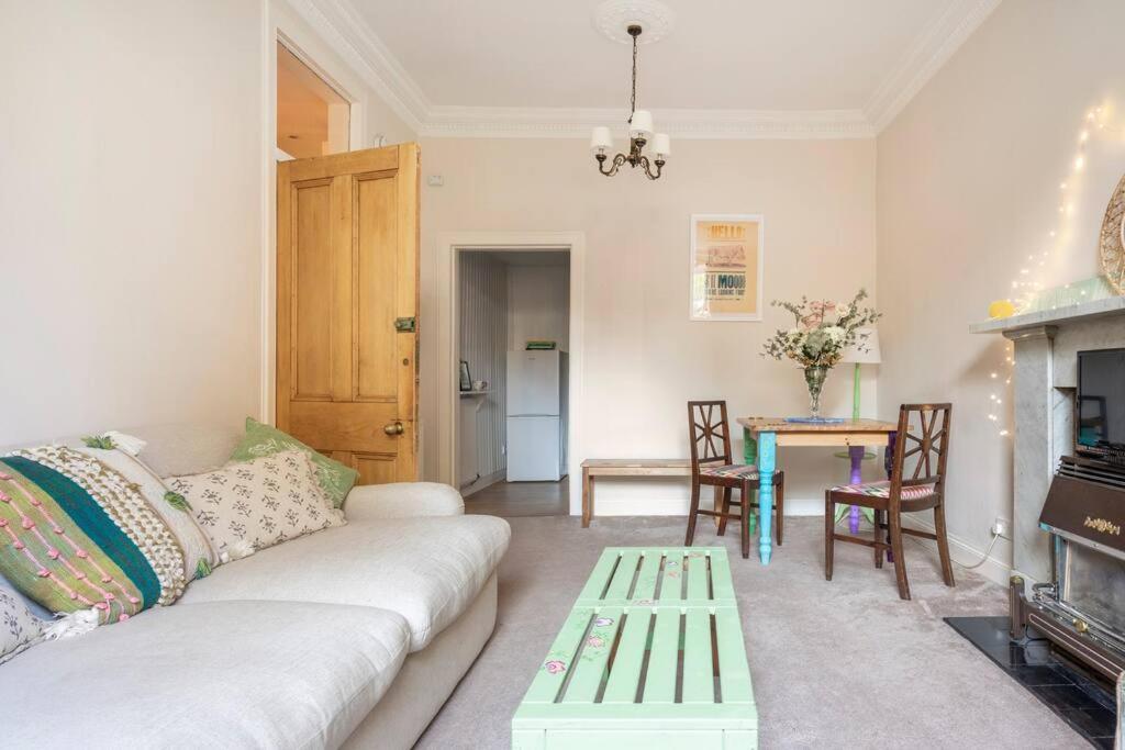 Appartement Charming Flat In Quiet Street In Stockbridge