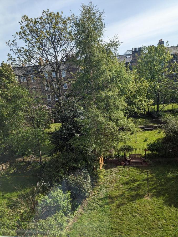 Homestay Bright Close To City Centre *