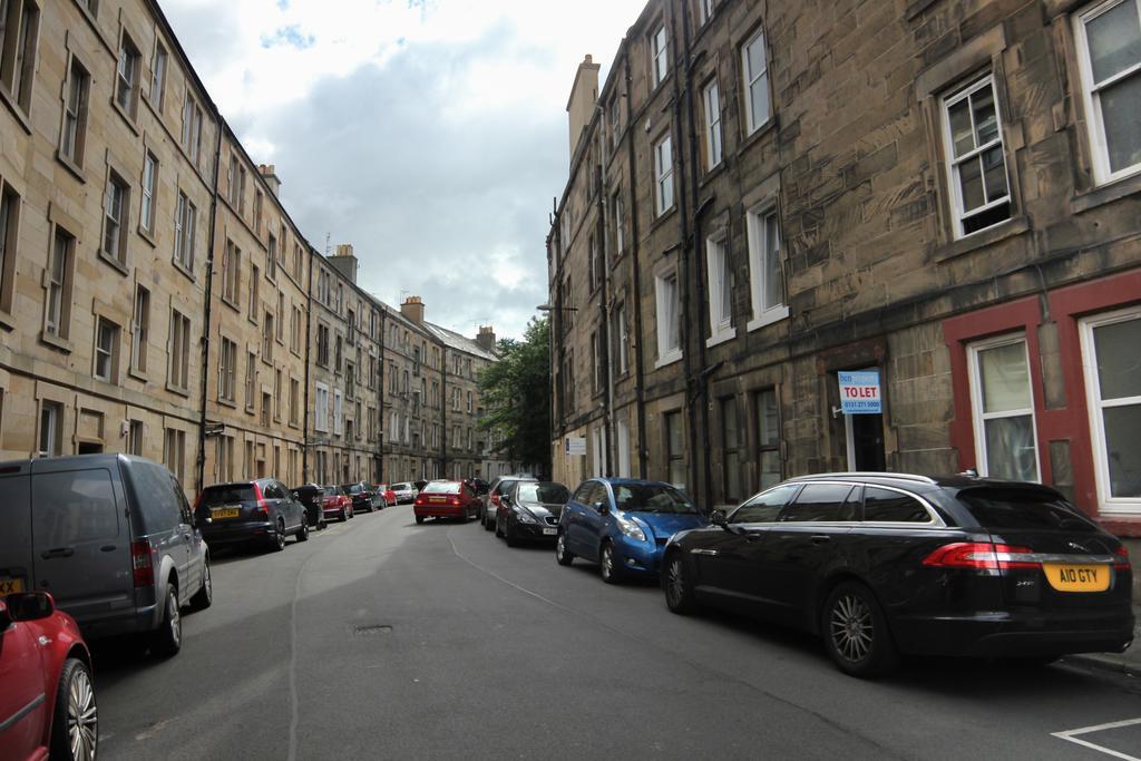 Apartment Chic & Bright Flat Near Holyrood Park