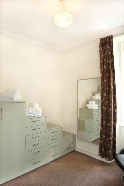 Apartment Chic & Bright Flat Near Holyrood Park