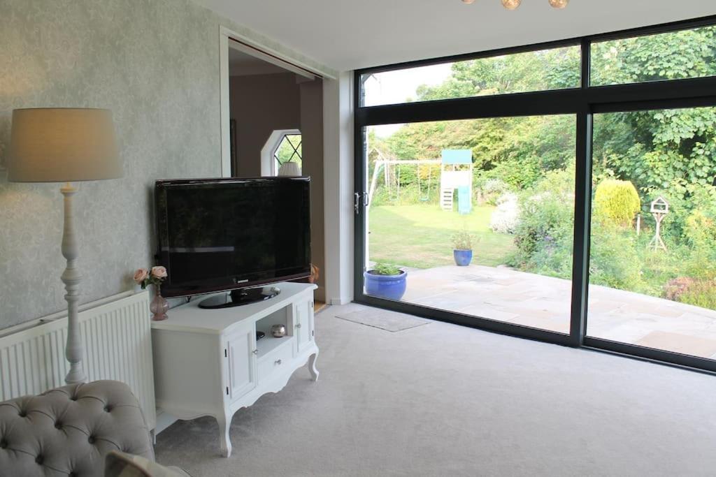 Gorgeous Family 15 Mins From City Centre *