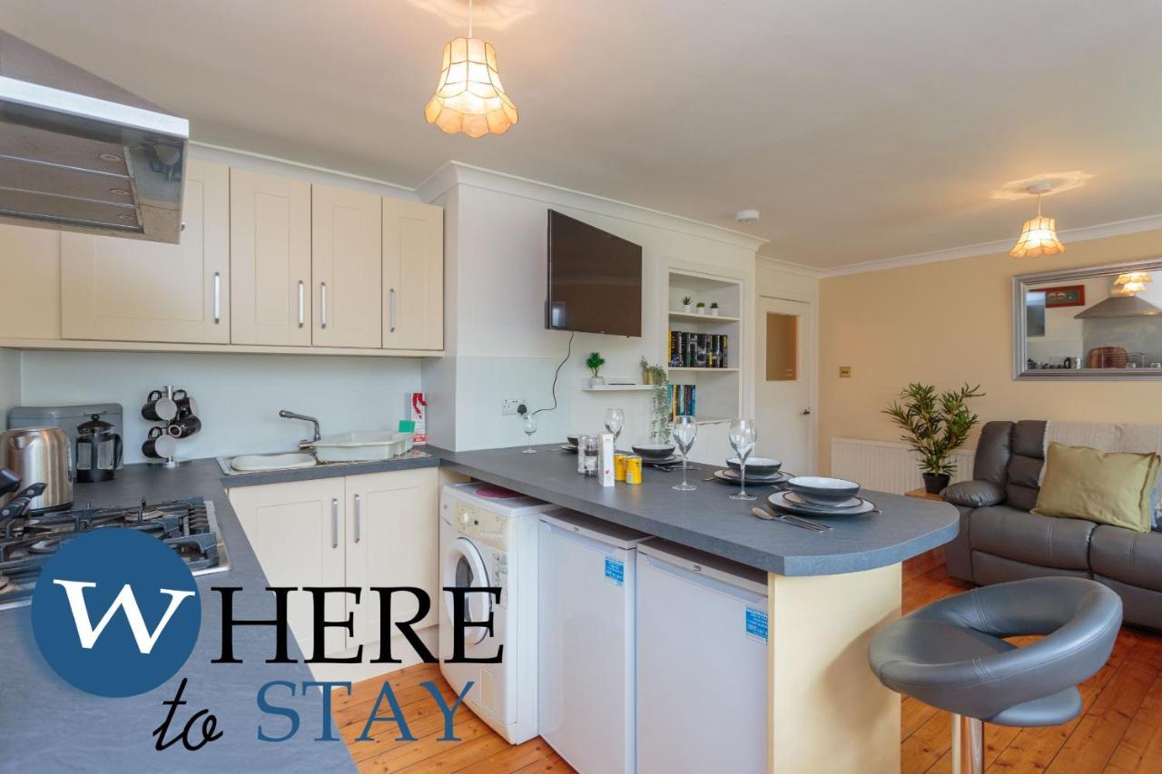 Apartment Lovely By The Hillwood Park-free Parking Edinburgh
