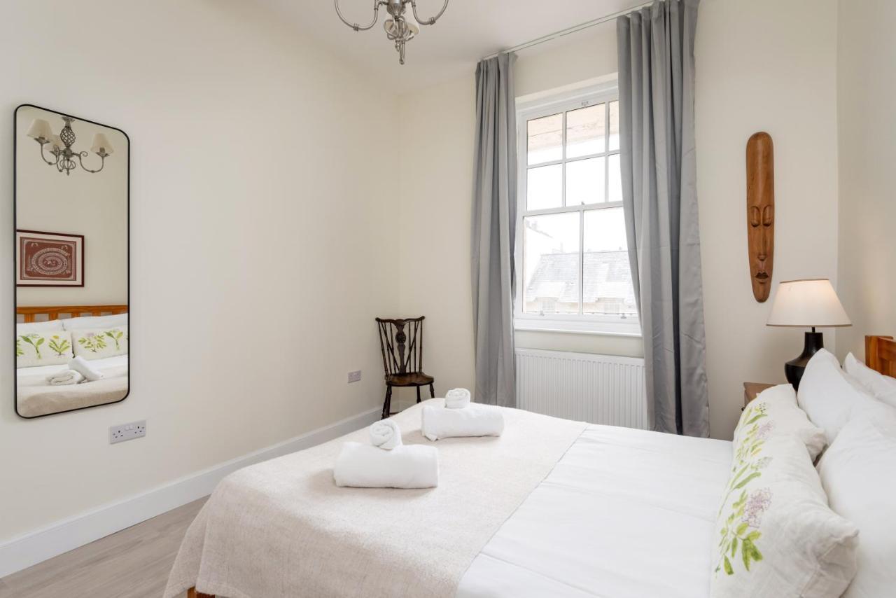 The Tron Square Apartment Edinburgh