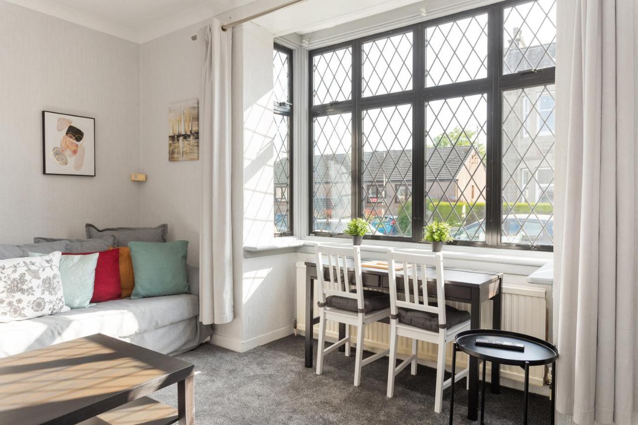 Lovely 3bed House-private Parking EDI