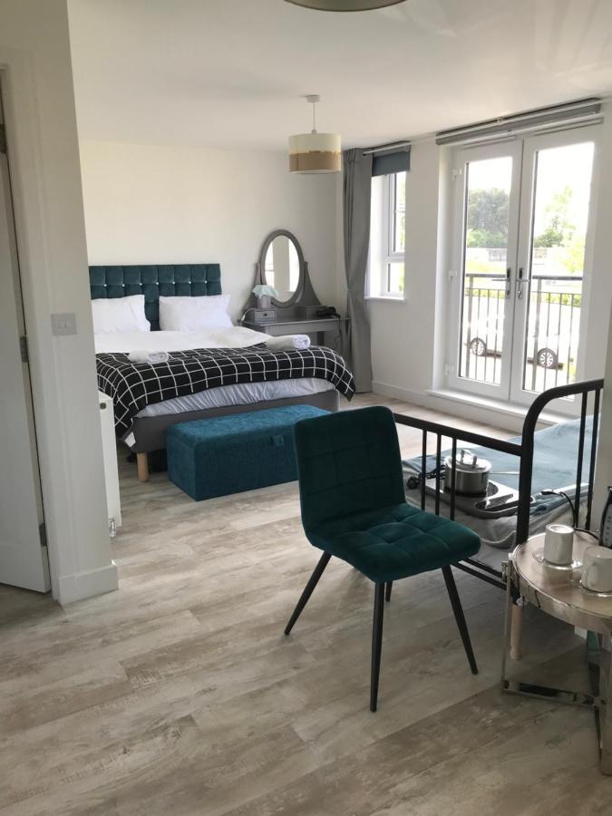 Large En Bedroom For 2 Persons No Breakfast Provided Bed & Breakfast