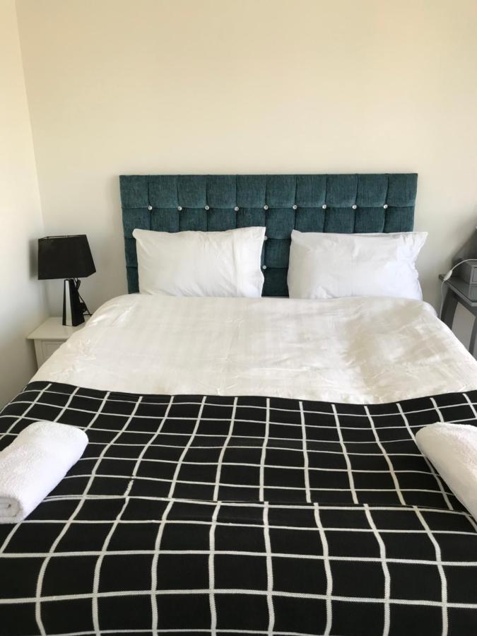 Large En Bedroom For 2 Persons No Breakfast Provided Bed & Breakfast *