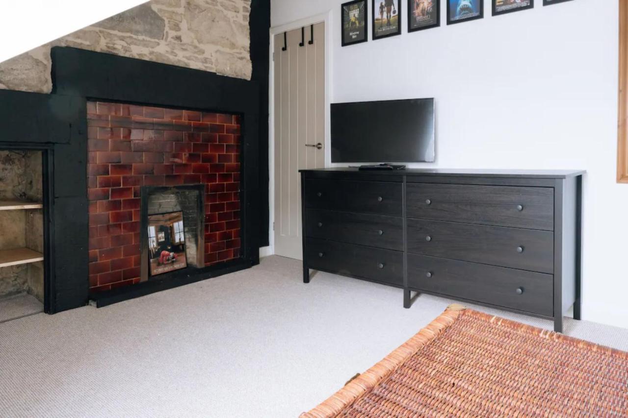 & Modern 2bd Flat - * EDI