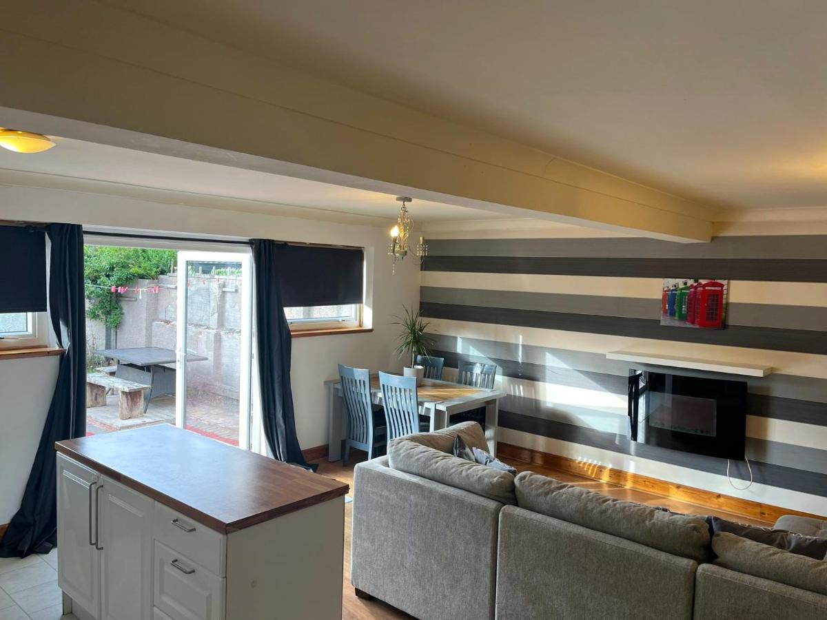 Elegant 2 Bedroom Edinburgh